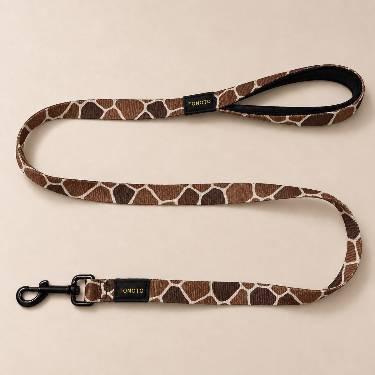 Giraffe pattern dog lead, 120cm long